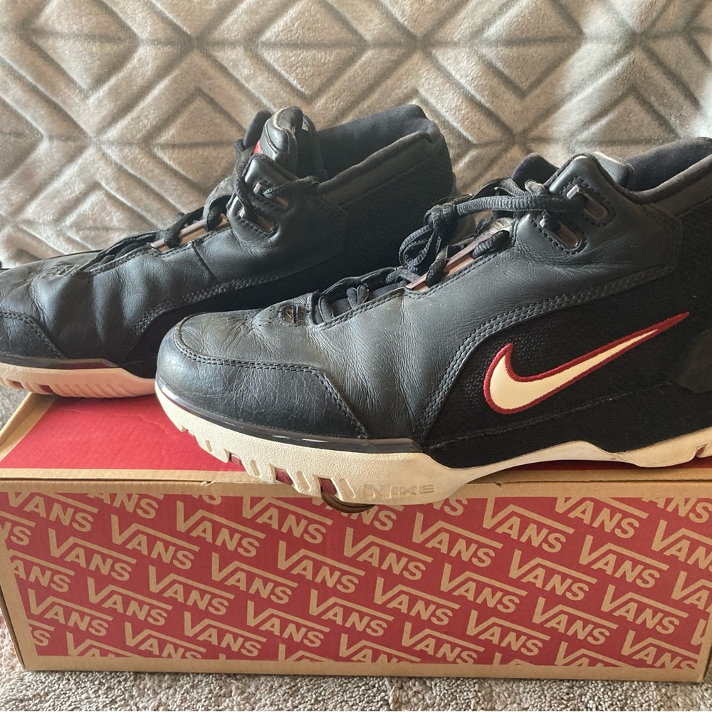 Nike Zoom Generation Lebron 1 Basketball Shoes Black Size 11 - Picture 3 of 8